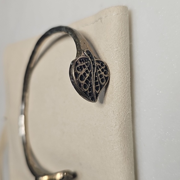 Lucky Brand Leaf Design Open Cuff - Picture 2 of 6